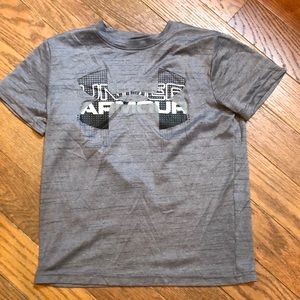 Under Armour T